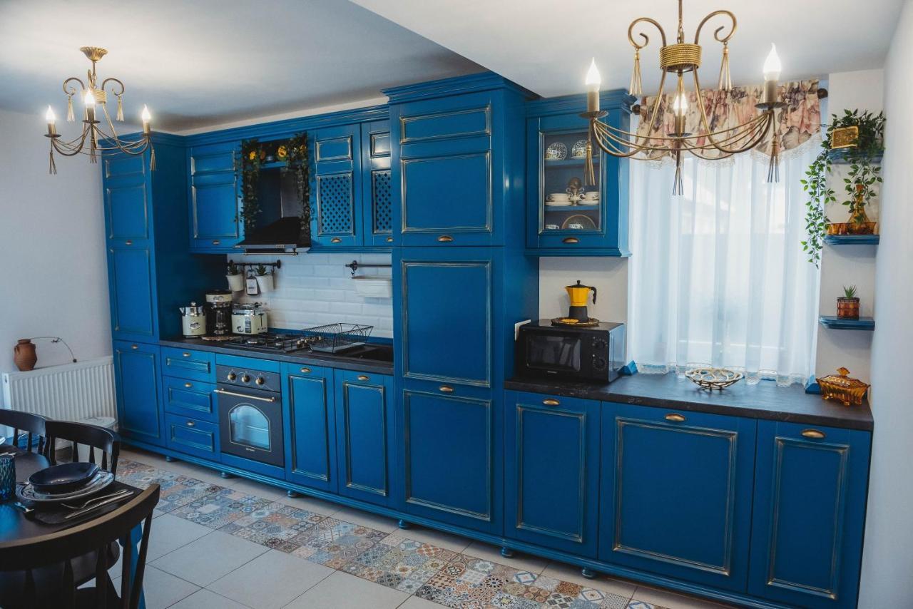 La Contessa Apartament Тирґу-Нямц Екстер'єр фото